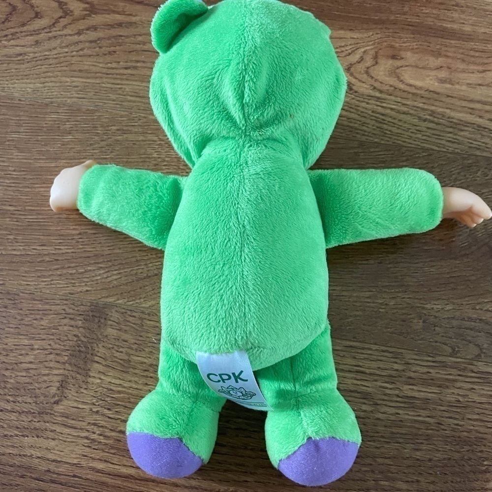 Cabbage Patch baby doll dressed as a frog - Picture 2 of 4